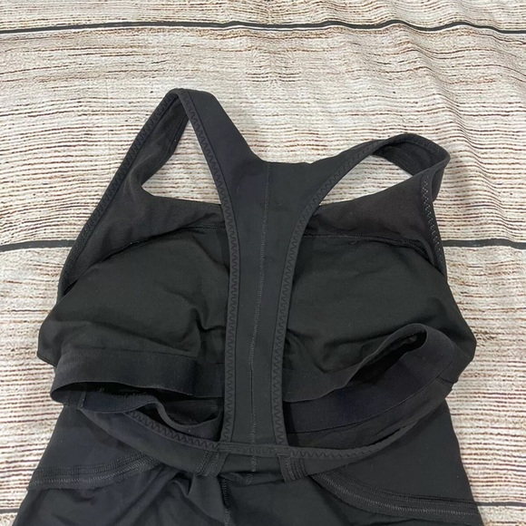 Lululemon Power Up T-Back Black Tank Top Athletic Workout Shirt Size 6 Womens - Picture 9 of 14